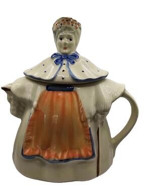 Vtg Shawnee Pottery USA, Pre-WWII Granny Anne Figural Teapot Very Small Chip